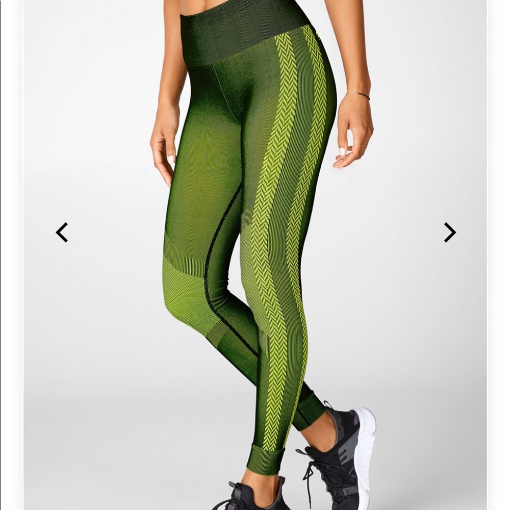NWT Fabletics Leggings